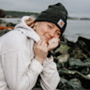 Meet your Posher, Claire